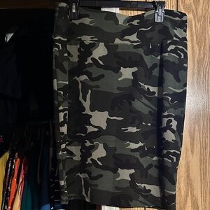 Lularoe Camouflage Women's Pencil Skirt